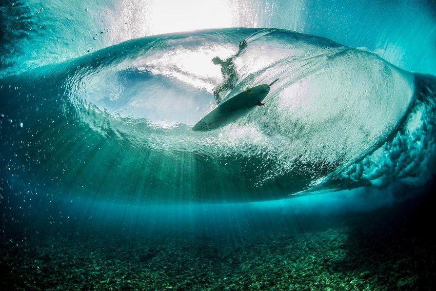 12 Best Surf Photos from the Red Bull Illume Image Quest