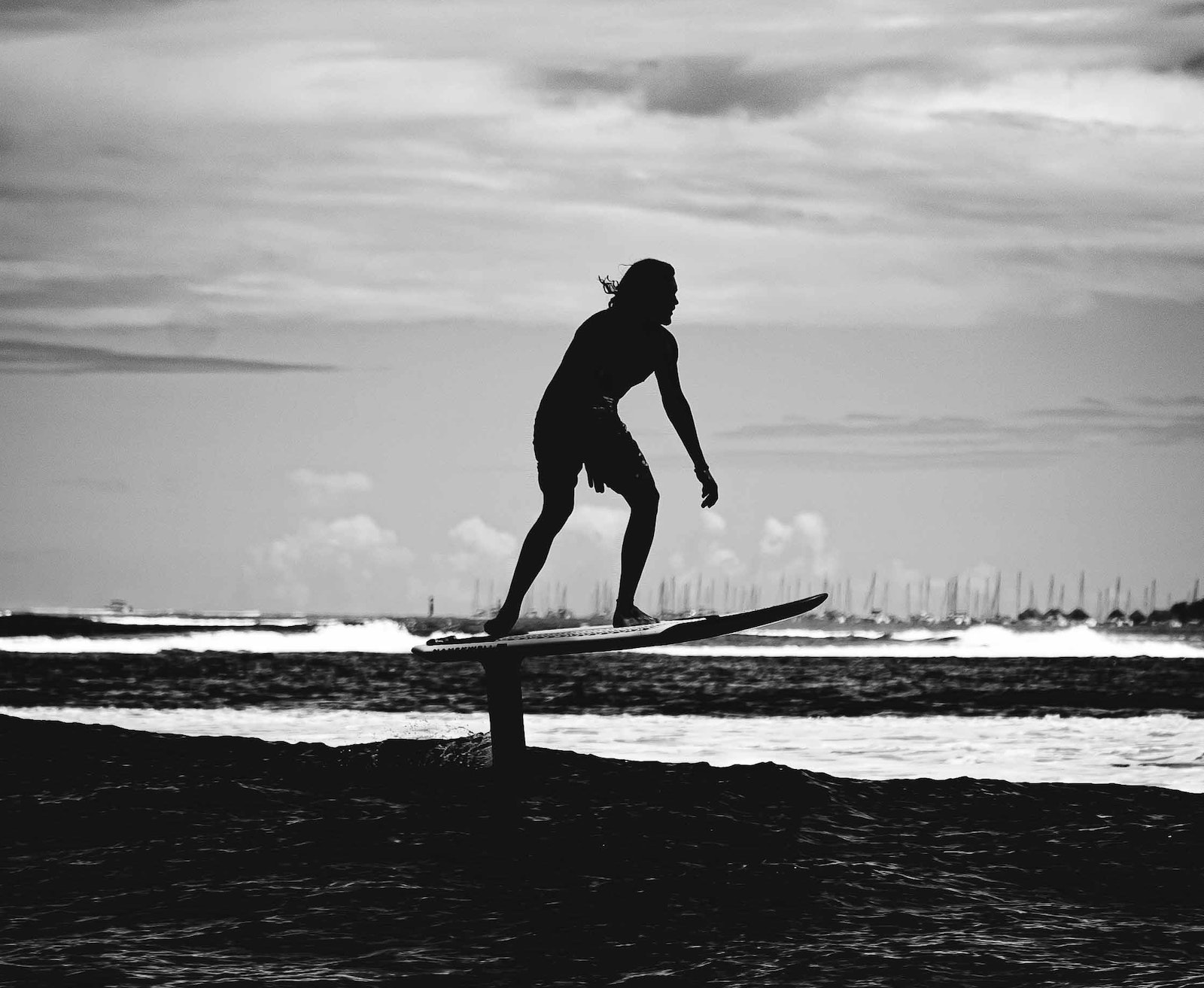 Is Foil Surfing Dangerous? The Risks Explained
